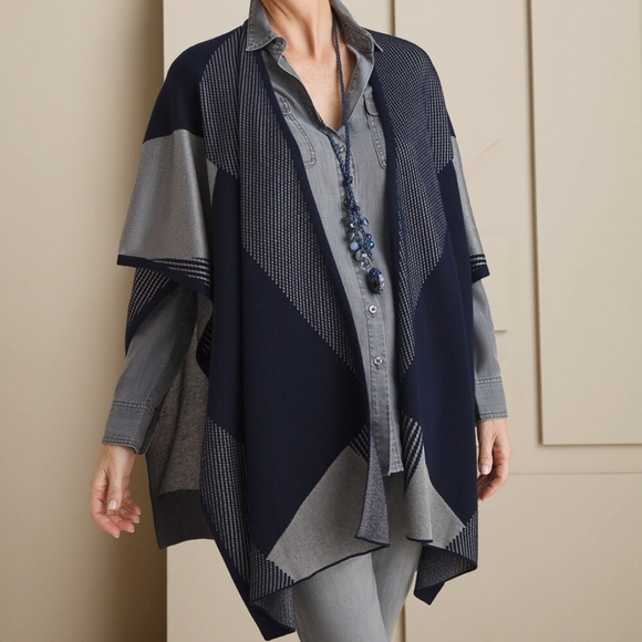 Chico's Diagonal print Ruana Wrap Size Small/Medium NWT - Picture 1 of 11